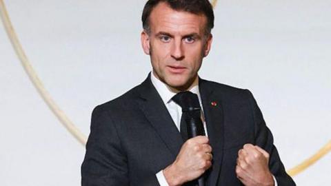 Macron urges Europe to start a