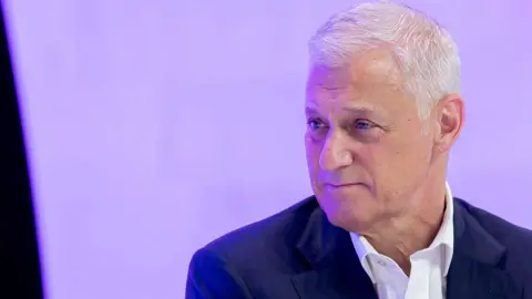 Bill Winters, Group Chief Executive of Standard Chartered Bank, speaks at a conference in Hong Kong last November.