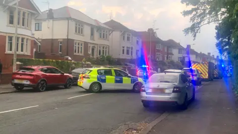 Vehicles on Lake Road West, Cardiff