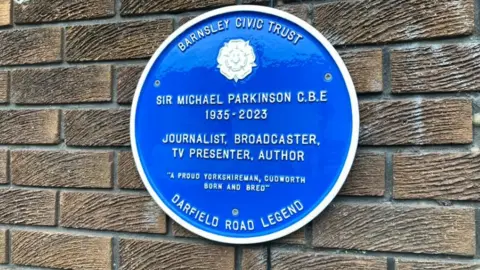 Barnsley Civic Trust blue plaque in memory of Sir Michael Parkinson