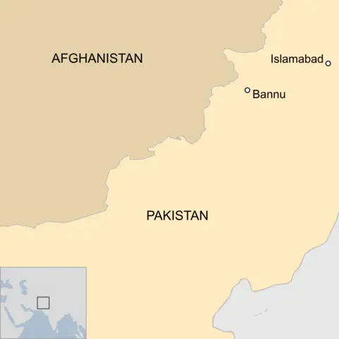 A map of Pakistan showing the locations of Bannu and Islamabad, as well as neighbouring Afghanistan