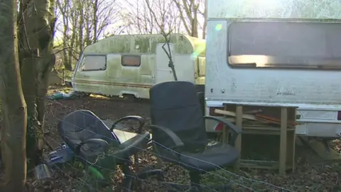 Unofficial travellers' site at Pentraeth, Anglesey