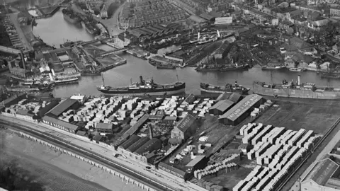 Heritage Images/Getty Aerial shot of Bristol Docks in 1921