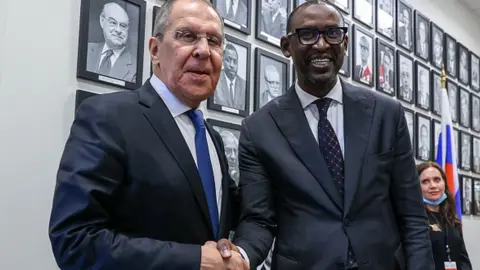 Getty Images Russian Foreign Minister Sergei Lavrov and Malian Foreign Minister Abdoulaye Diop