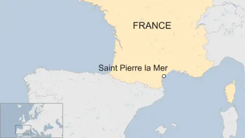map of France showing location of Saint Pierre la Mer