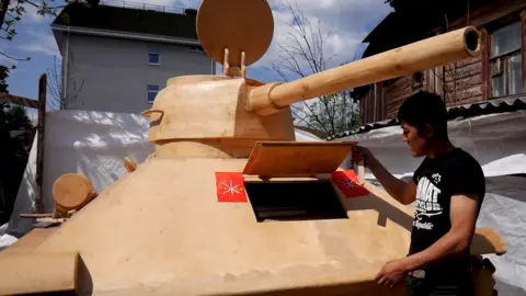 TeleTula Carpenter made a full-size wooden tank, Tula, Russia, 2019