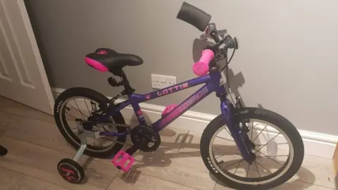 Adam Dengel The adapted bike