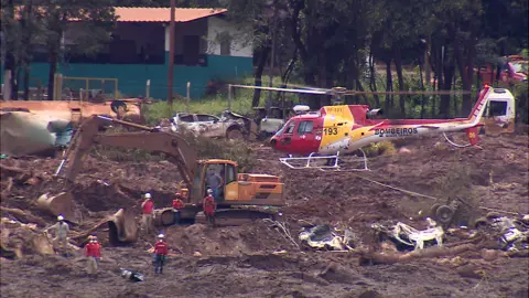 BBC Helicopter hovers over mud slide in Brazil