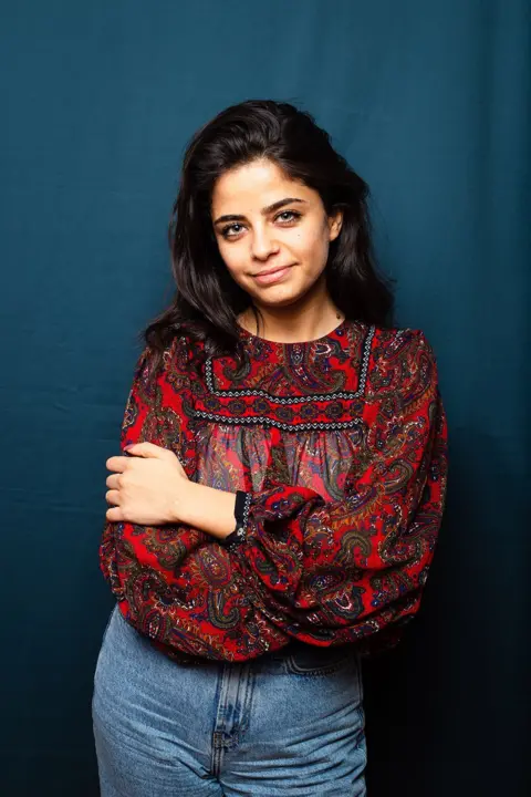 Esra Gultekin / Witness Change for OSF Wafa