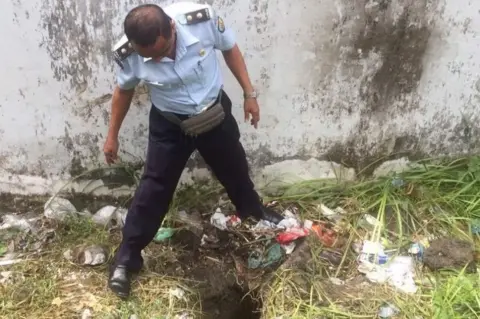 ABC The four men escaped by digging a tunnel from the prison clinic to an outside wall.