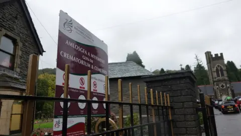 Glyntaf Cemetery sign