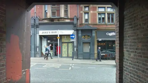 Google Jake's Bar and Oporto