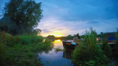 Lucy Bickerton The River Thames near Northmoor Lock