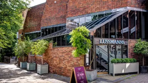 Paul Winch-Furness Lussmanns