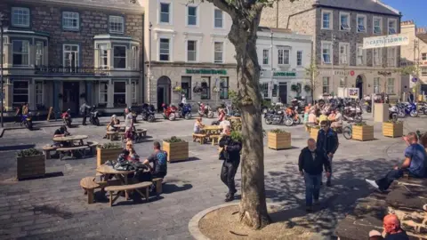 Ewan Gawne Ewan Gawne