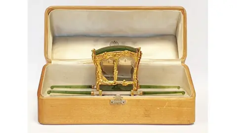 Cotswold Auction Company Fabergé sedan chair