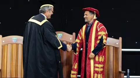 University of Bedfordshire/Kevin Line Sarfraz Manzoor installed as the new chancellor of the University of Bedfordshire