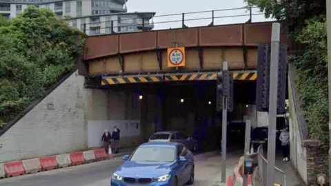 Google Victoria Arch