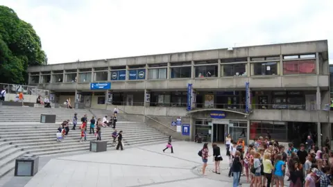 N Chadwick/Geograph UEA square