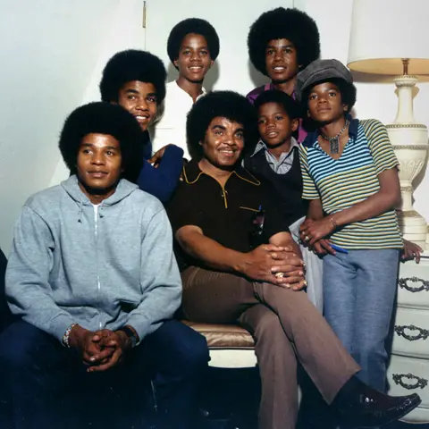 Getty Images The Jackson family with Joe Jackson centre