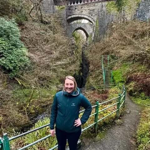 PAVLINA Pavlina at Devil's Bridge