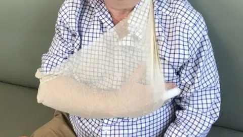 Ian Hudspeth Ian Hudspeth