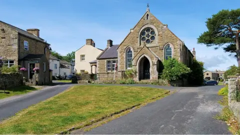 David Dixon / Geograph Aysgarth Methodist Church