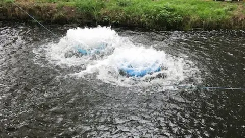 Environment Agency Hydrogen peroxide and a ‘floball’ in use between upper and lower Godney