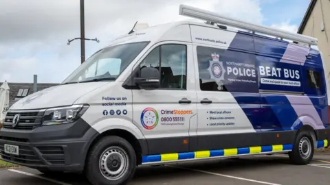 Northamptonshire Police Northamptonshire Police beat bus