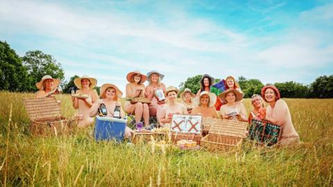 Cancer survivors empowered by posing nude for calendar - BBC News