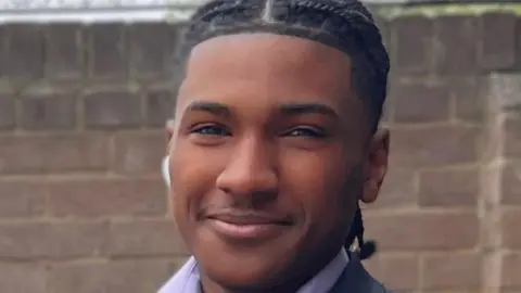 The Met Police Claudyo Jauad Lafayette