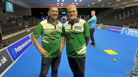 Israeli bowlers David and Zvika Hadar at World Indoor Bowls Championships