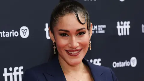 Q'orianka Kilcher 