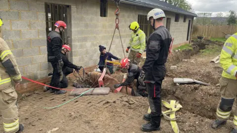 Royal Berkshire Fire and Rescue Service Crews attending an animal rescue in Marlow