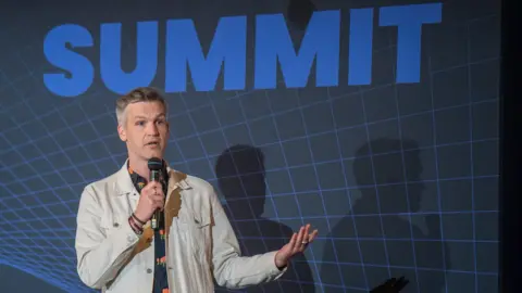 RAISE Summit Liam Boogar-Azoulay, who founded France’s bilingual startup blog, Rude Baguette