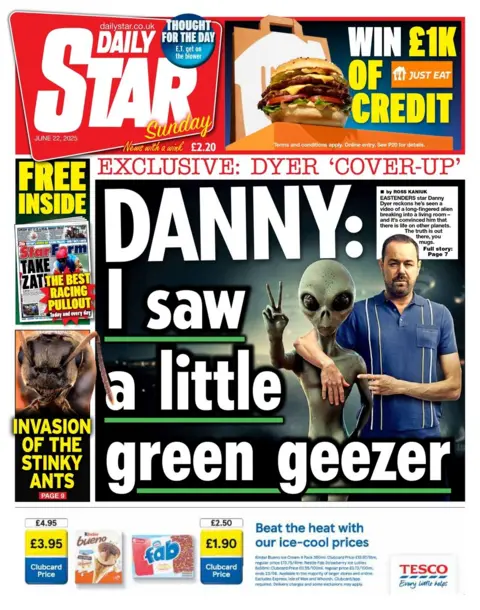 The headline on the front page of the Daily Star Sunday reads: "Danny: I saw a little green geezer"