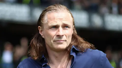 Gillingham boss Gareth Ainsworth