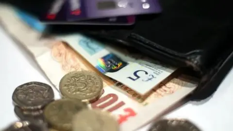 PA Media Cash in wallet