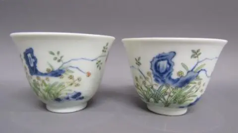 John Taylors Auction Rooms Tea bowls