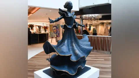 AIP Art Investment Partners SL Salvador Dali's Dalian Dancer