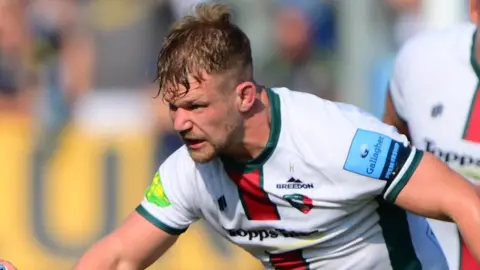 Olly Cracknell in action for Leicester Tigers against Exter at Sandy Park