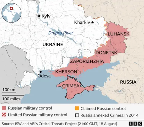 Ukraine regions map showing Russian military control in red