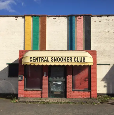 Tom Hicks Snooker Club