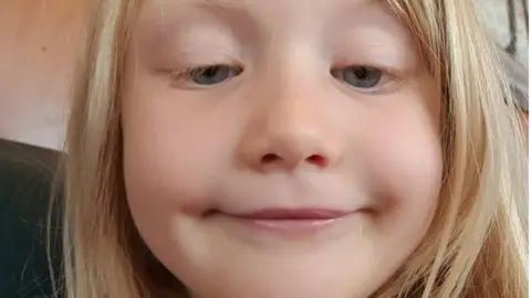 Facebook Alesha MacPhail