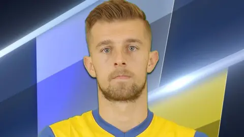 Hashtag United Ryan Adams, Hashtag United