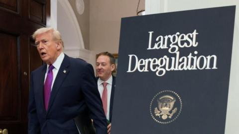 Analysis: Trump takes victory lap after 