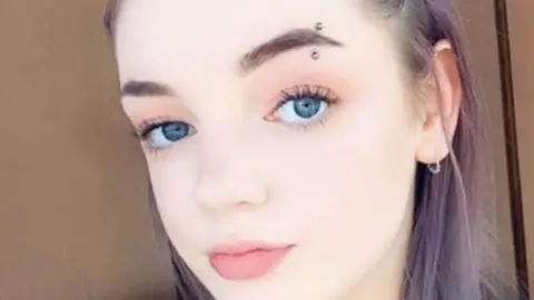 Leanne Hames Leanne's daughter, Evie