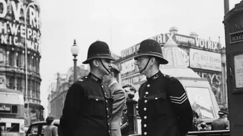 Getty Images piccadilly screen