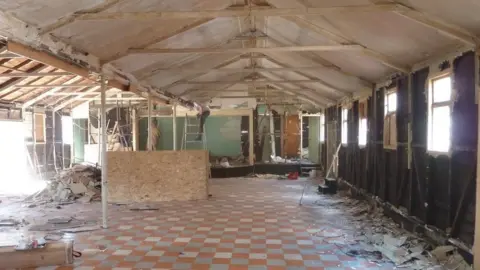 Great War Huts Ipswich Labour Club hut being dismantled