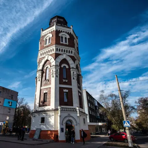 Ivan Stanislavsky Mariupol's water tower